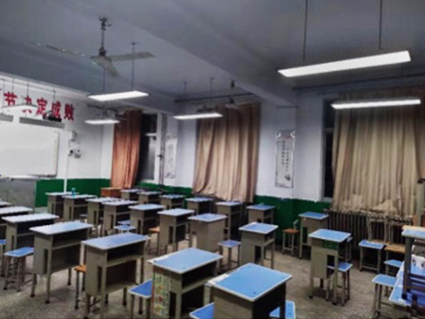 星如雨為淇濱中學提供護眼教室燈，節能環保