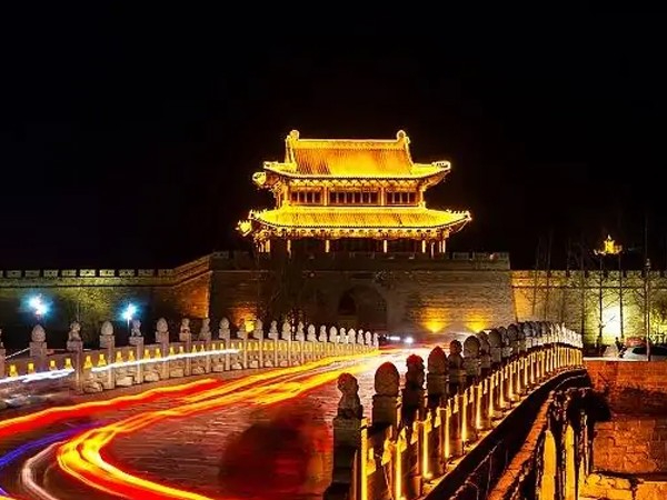 浚縣古城文旅景觀亮化項目讓星如雨收獲好評